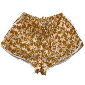 Mossimo Supply Co. Girls Palm tree shorts. mustard. S